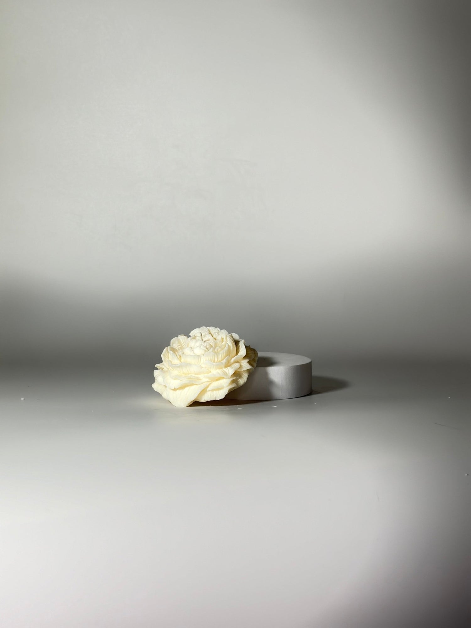 Peonia | Candela decorativa - agdecorlab